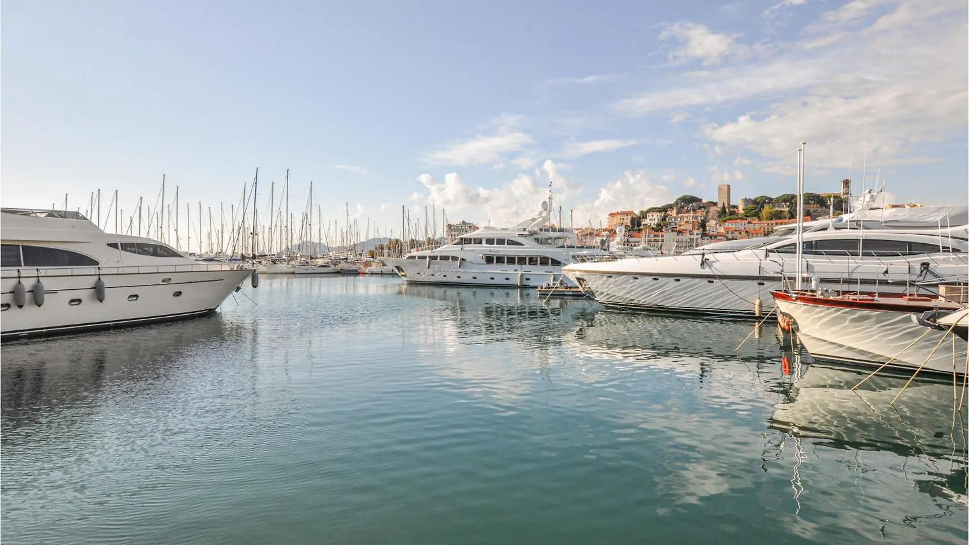 Awesome Apartment In Cannes With Kitchen France